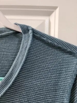 picture showing details of should seam on a wool tshirt