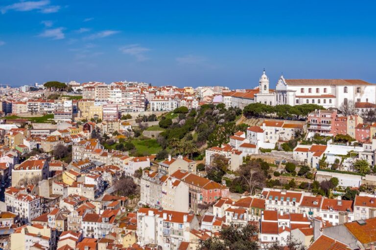 Best areas to stay in Lisbon for budget travelers